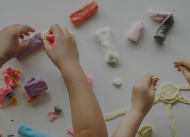 Dziecko w spektrum autyzmu a samodzielność. Czego nie widać na pierwszy rzut oka – a co w praktyce decyduje o potrzebie opieki? 